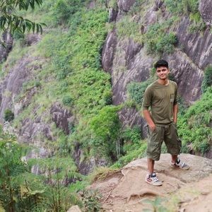 Meet your Posher, Kesar